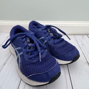 Asics Kids Sneakers in Vibrant Blue